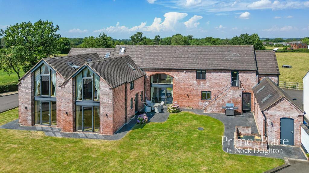 4-bed detached on Bellhurst Lane, Wheaton Aston, ST19, £1,000,000