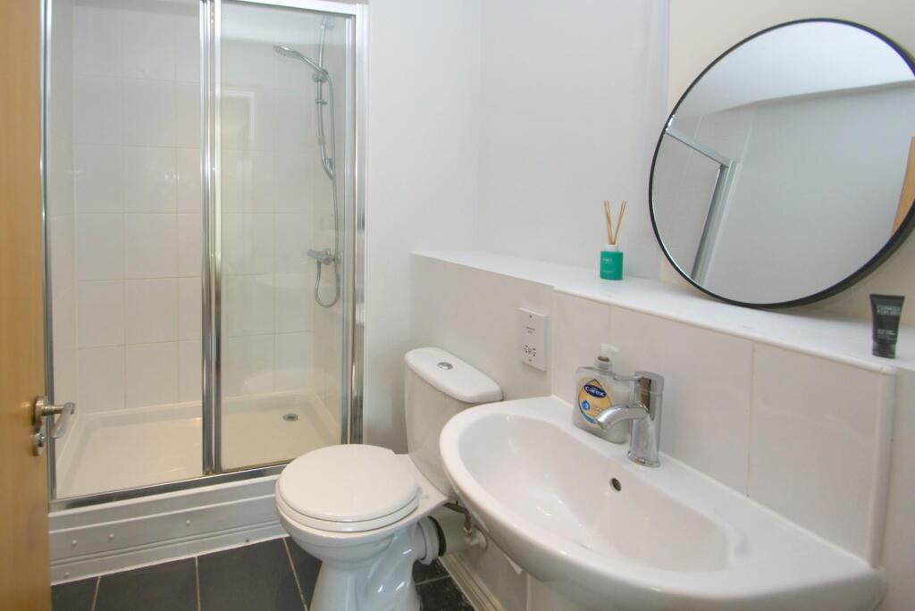 Apartment in East Hertfordshire, Bishop's Stortford - View 6