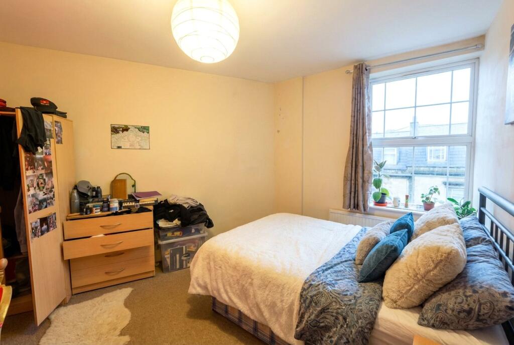 Main image of property: Floor 3 Byron Place, Clifton, Bristol, BS8