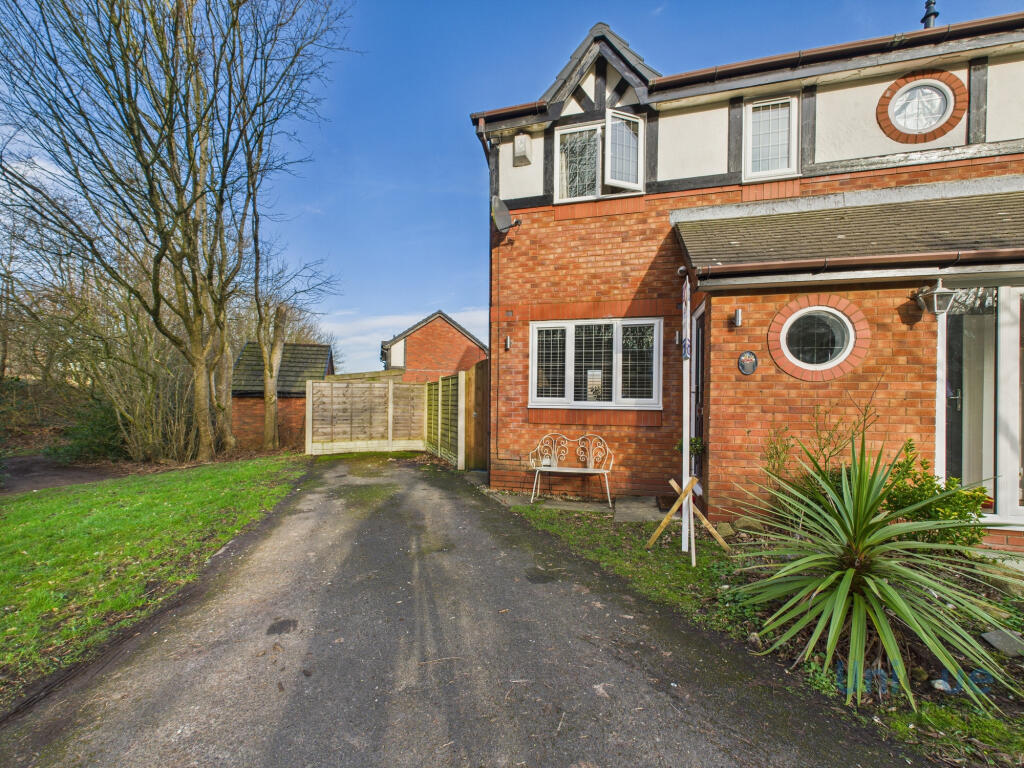 Main image of property: Long Meadow,  Kirkham, PR4