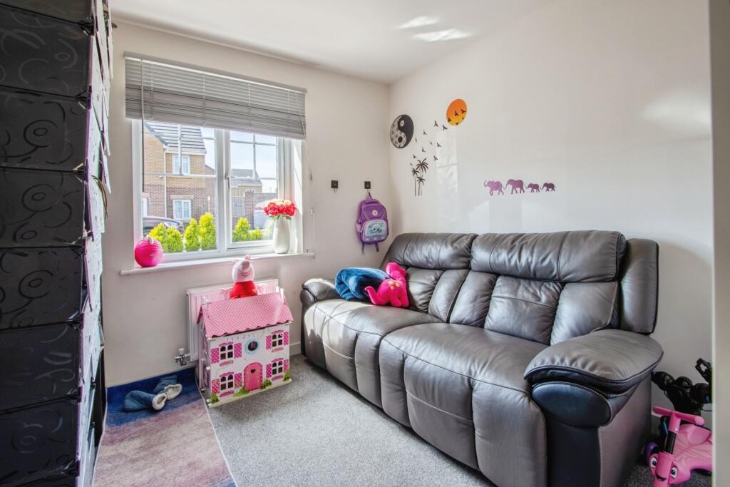House in Wakefield - More