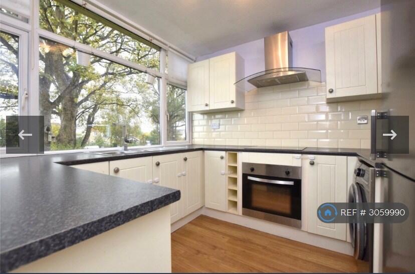 St Martins Court, Bath, BA2 photo 4