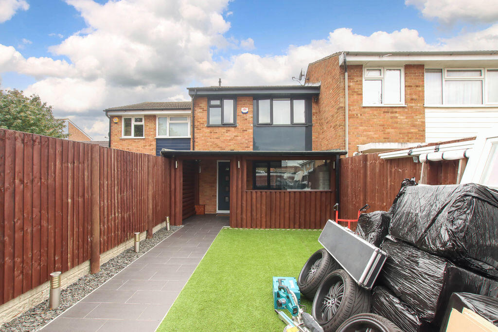 Main image of property: Bronte Crescent, Hemel Hempstead