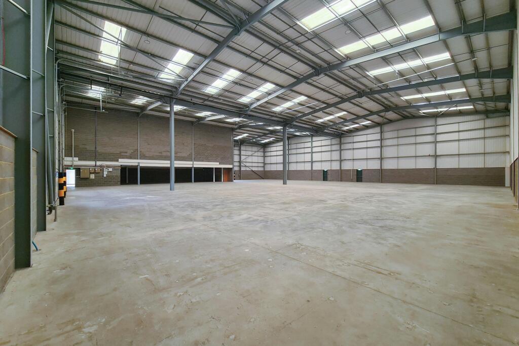9-WAREHOUSE_0.1-1.jpg