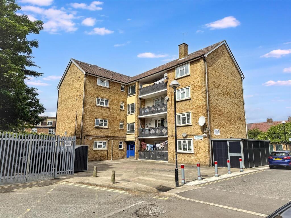 Main image of property: Cruikshank Road, London
