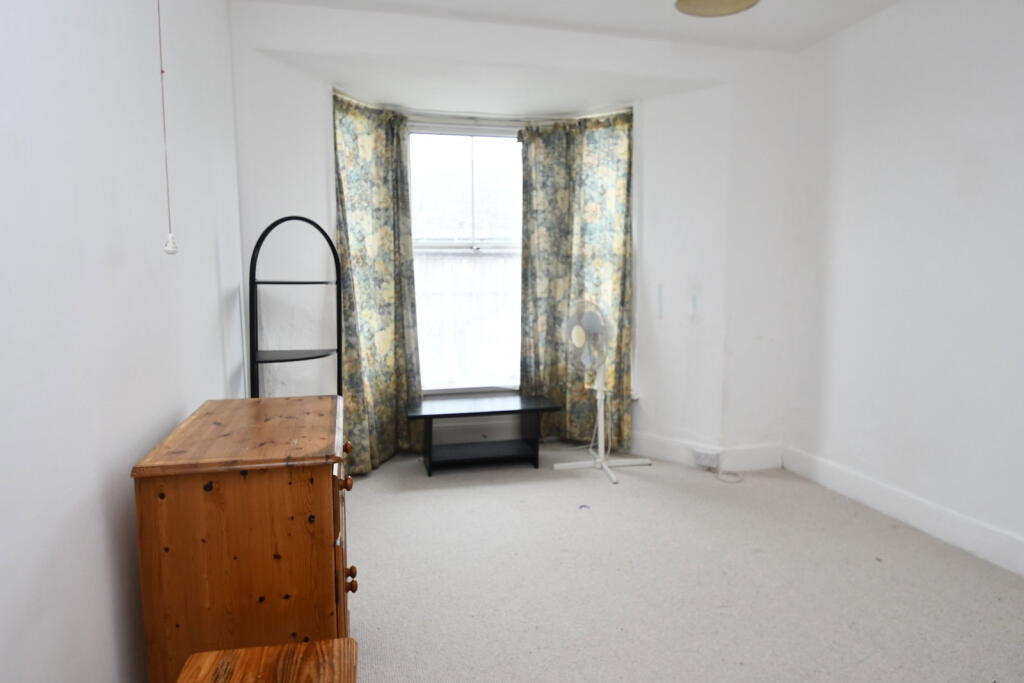 Apartment in Truro - View 5