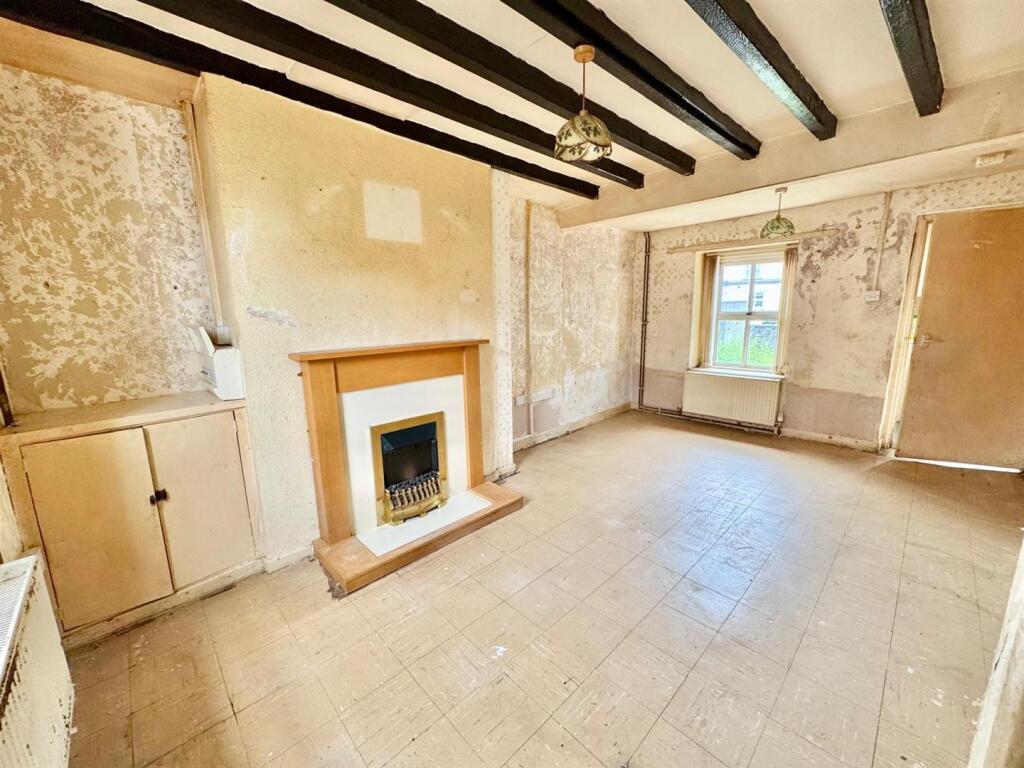 Owens Terrace, Llanrwst photo 3