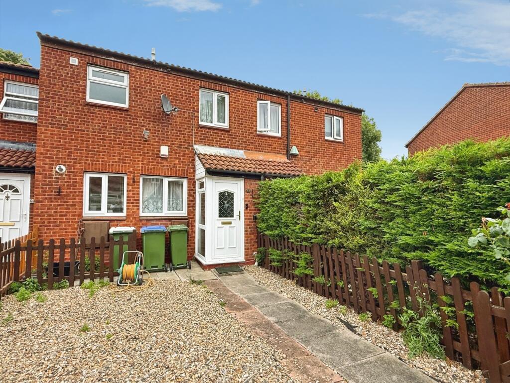 Manordene Road, London, SE28 photo 2