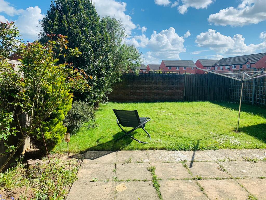 House in Worcester - View 5