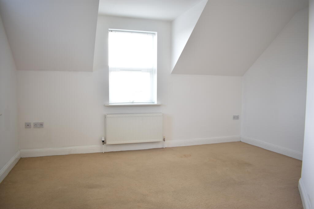 Apartment in Bournemouth, Lansdowne - View 3