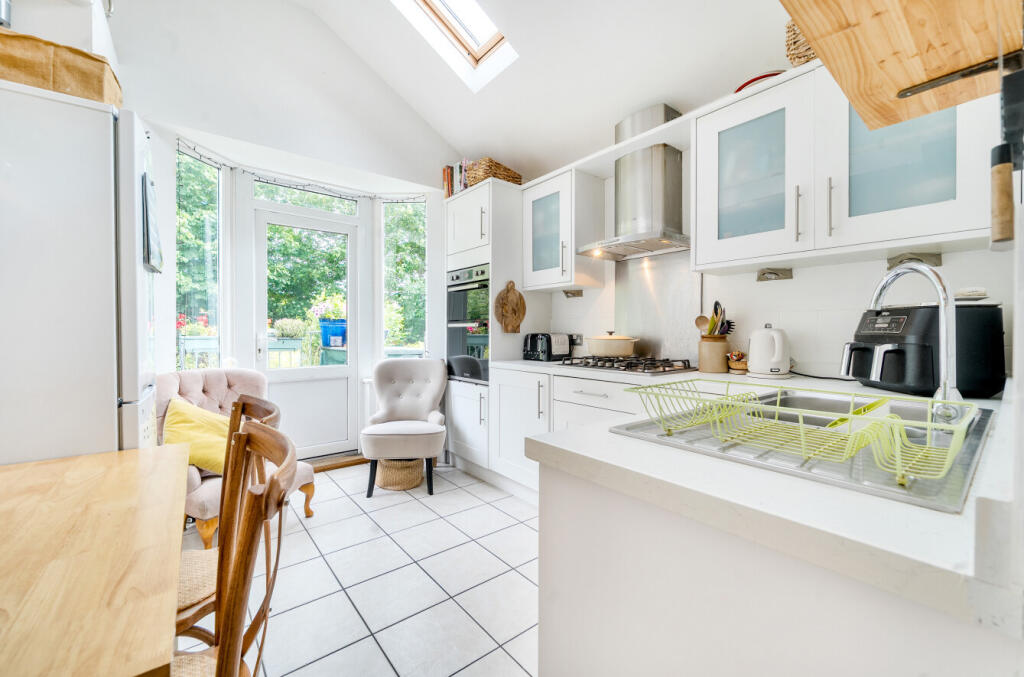 Loder Road, Brighton, East Sussex, BN1 photo 4