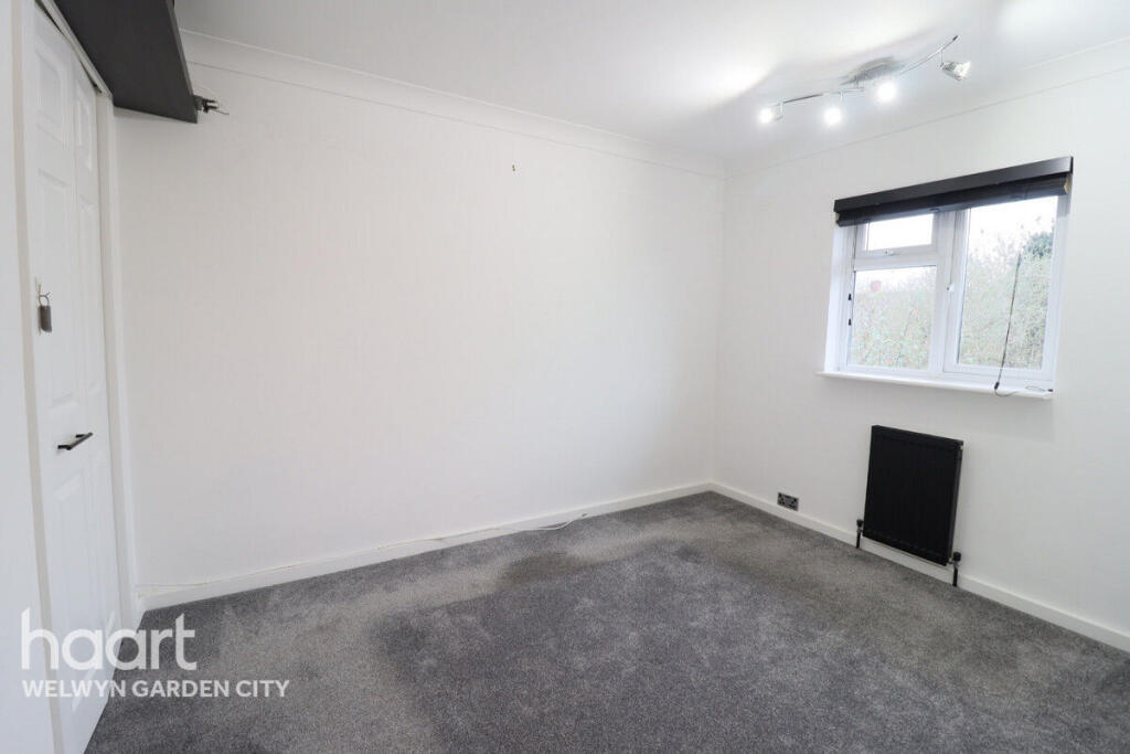 Additional image 12 of Orchard Mead, Hatfield