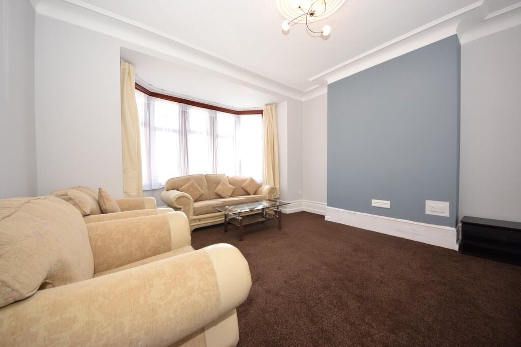 House in London - View 3