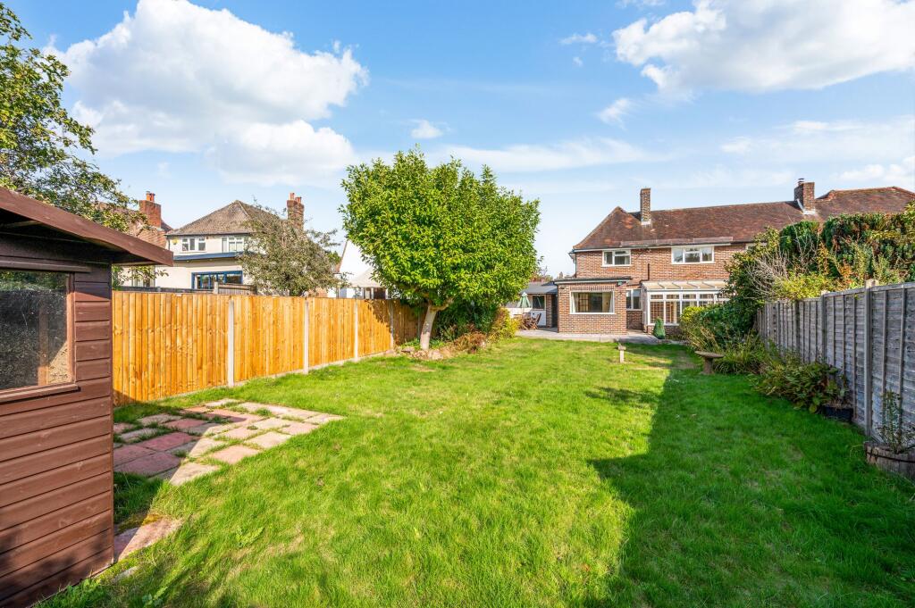 House in Tadworth, Nork - View 4