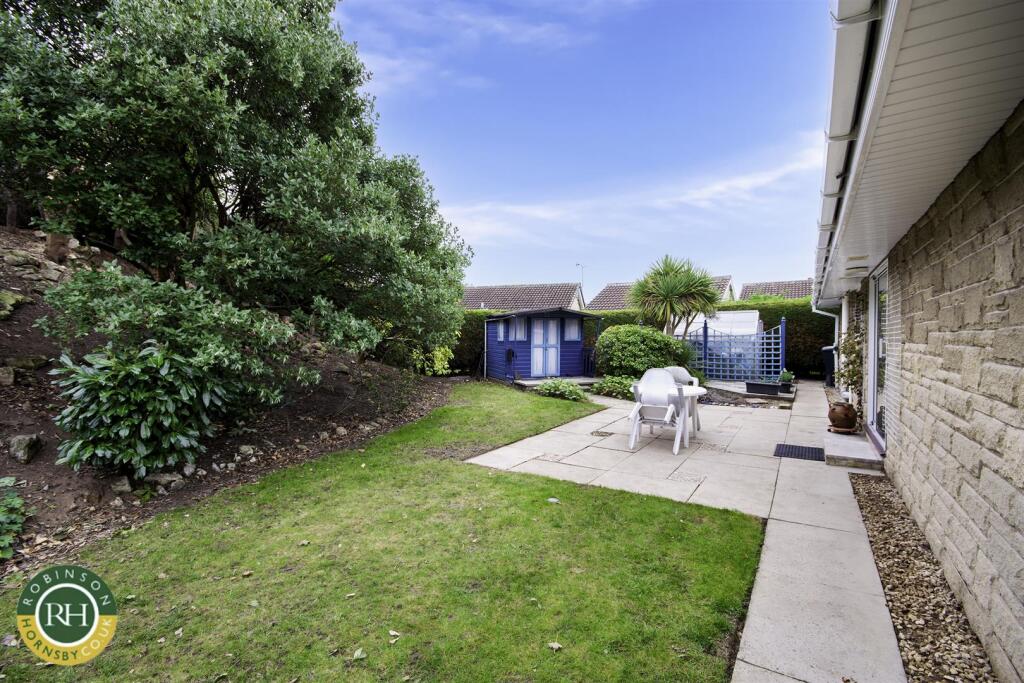 St. Georges Avenue, Dunsville, Doncaster photo 4