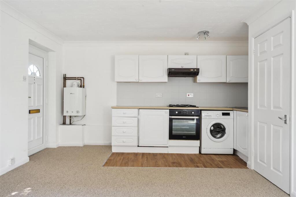 Apartment in Guildford, Ash - View 4