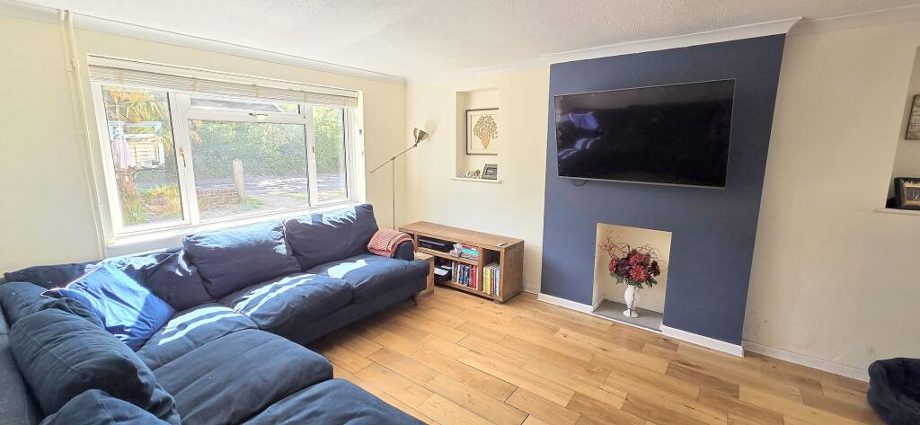 Hickmans Lane, Lindfield, RH16 - View 4