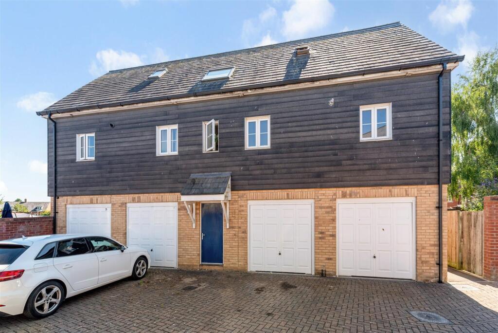 Main image of property: Turnpike Road, Andover, SP11 6TR