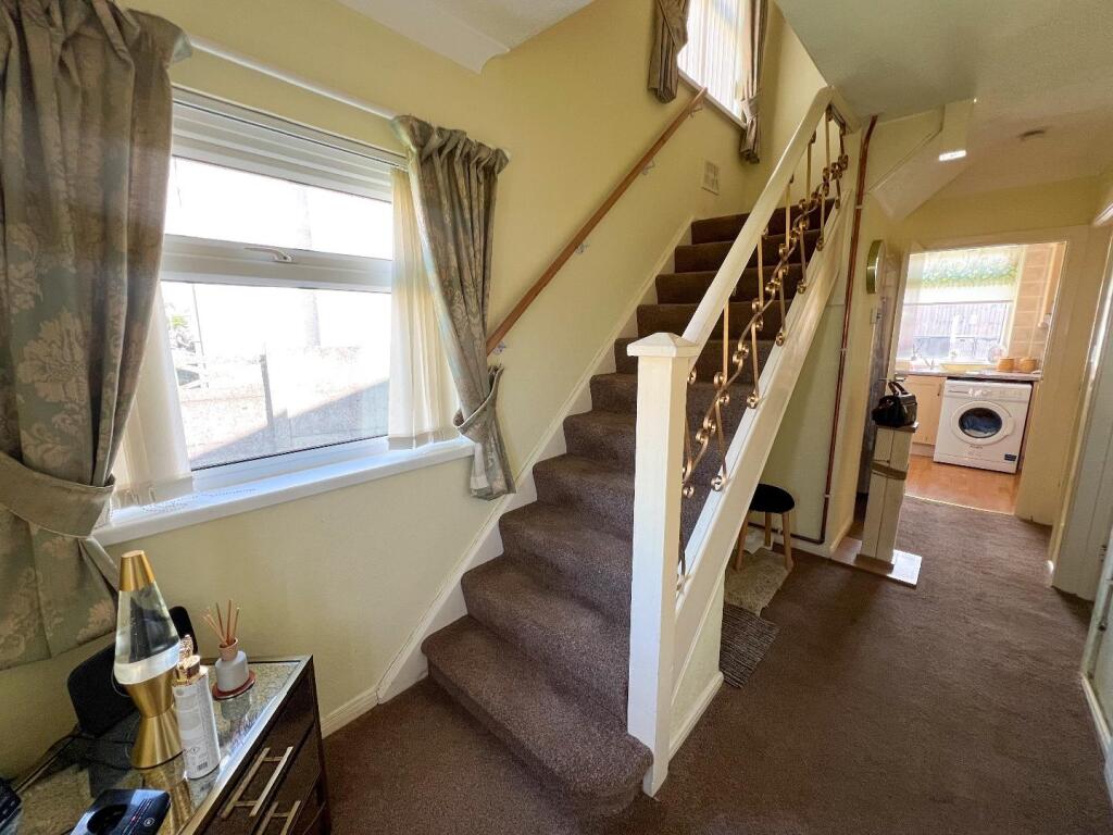 Collwyn Road, Pyle, Bridgend County Borough, CF33 6AL photo 3