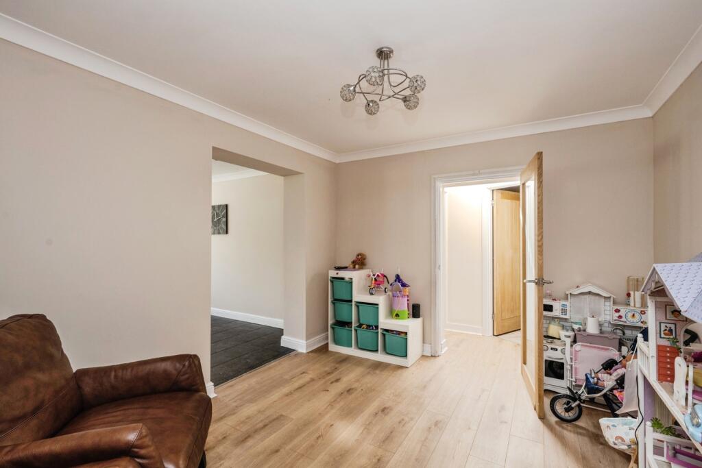 House in Llanelli - View 5