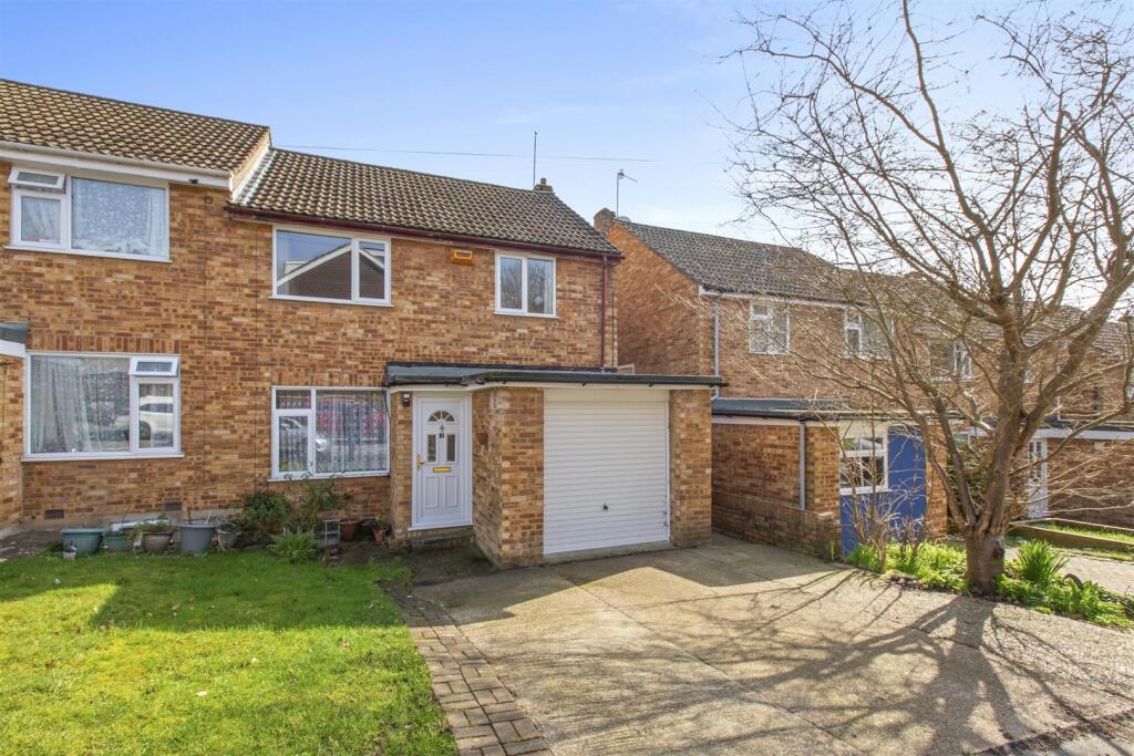 Main image of property: HEPPLEWHITE CLOSE, HIGH WYCOMBE