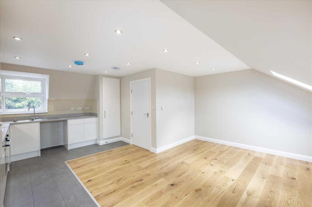 Apartment in London - View 4