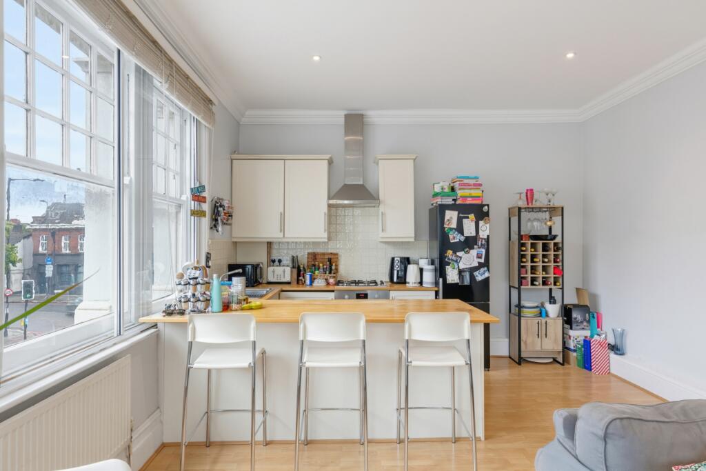 Apartment in London - View 4