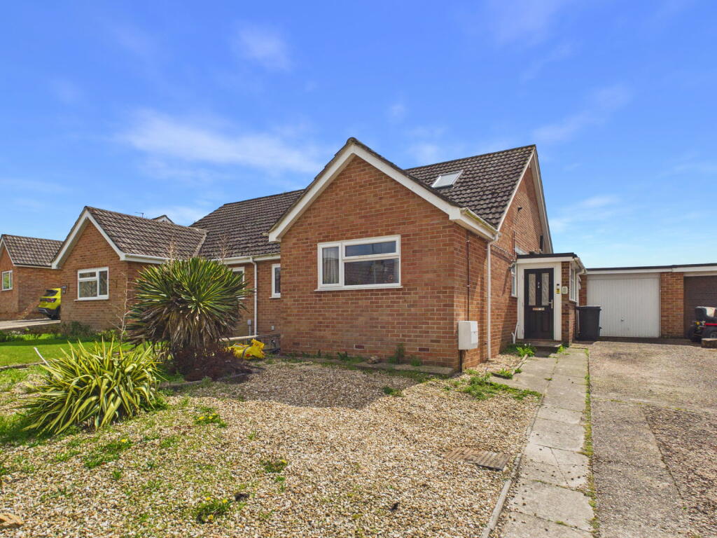 Main image of property: Slade Close, Ottery St. Mary, EX11 1SY