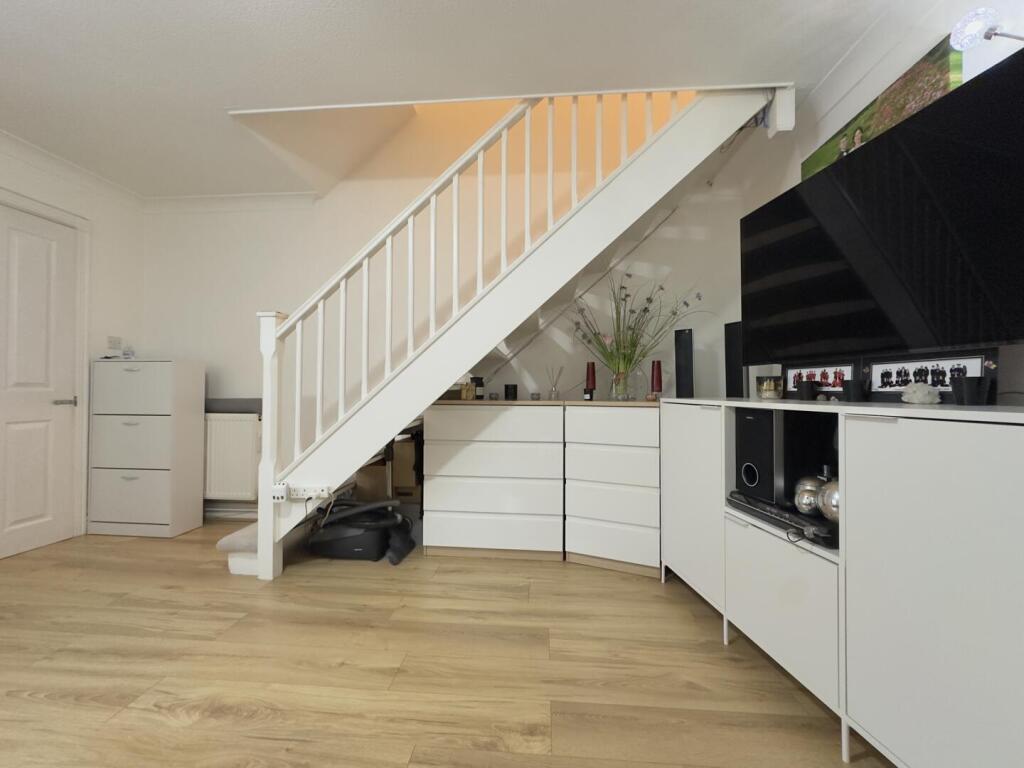 House in Broxbourne, Churchgate - View 5