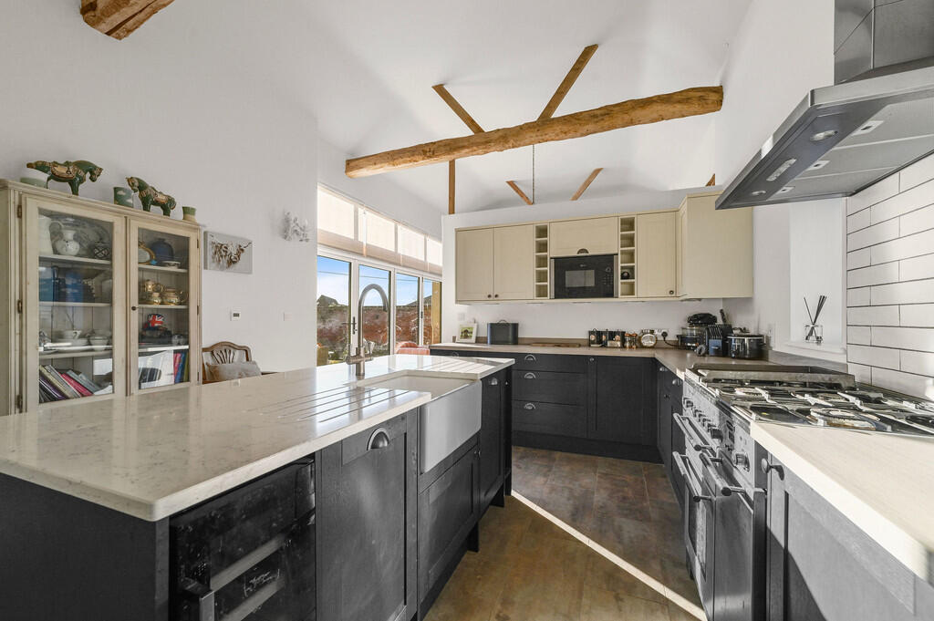 House in Nedging Tye, Crowfield Industrial Estate, Nedging-with-Naughton - View 4