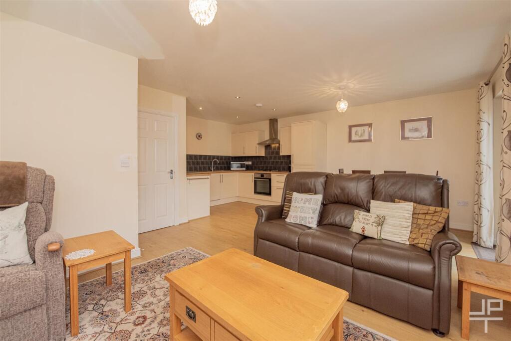 House in Wigan, Greater Manchester - View 3