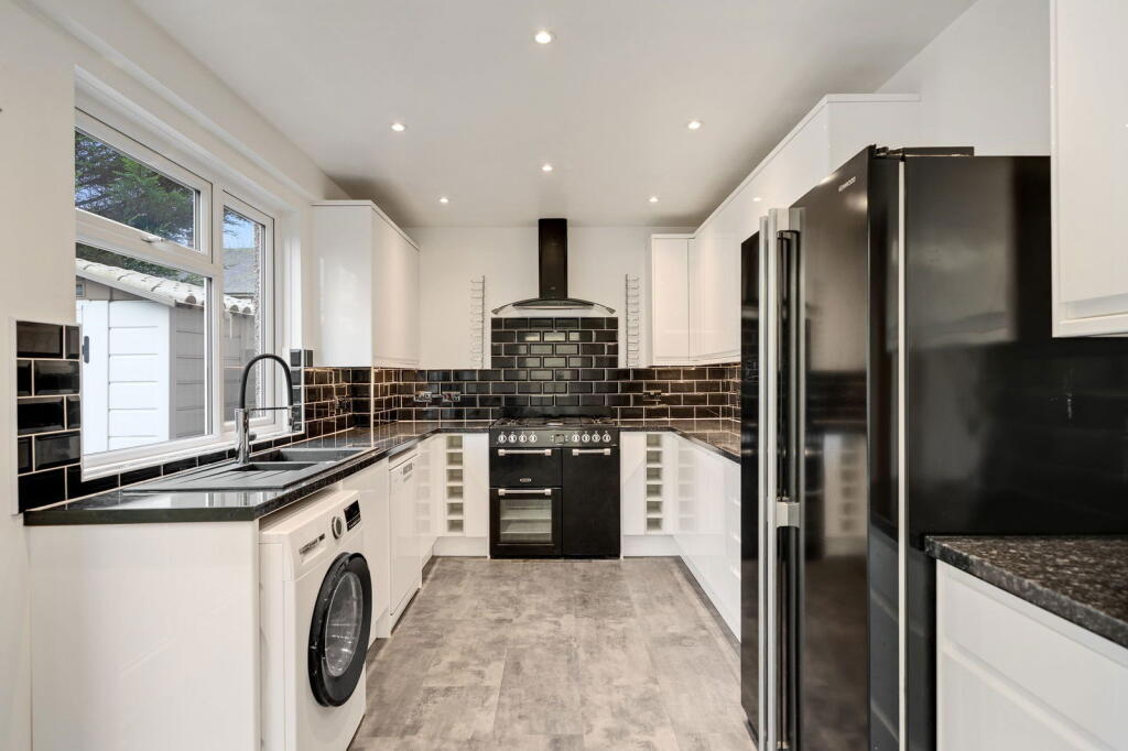 Knockholt Road, London SE9 photo 3