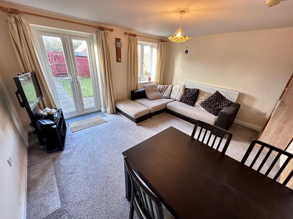 House in Charnwood, Shelthorpe - View 3
