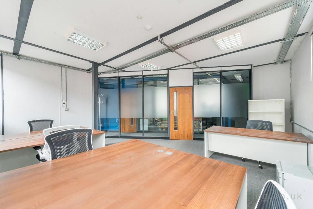 office 4.jpg