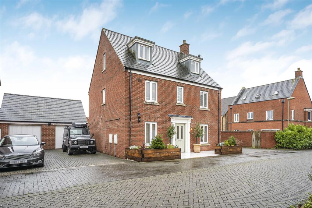 Main image of property: Ascot Way, Bicester