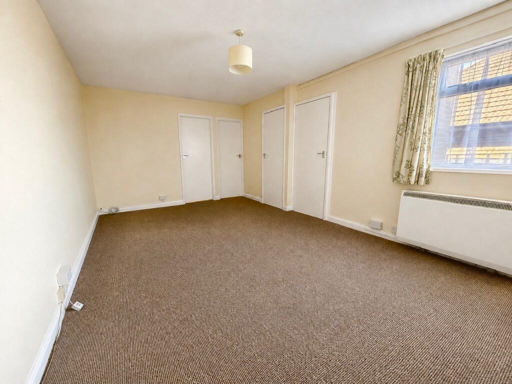 Apartment in Sandown, Yaverland - View 2