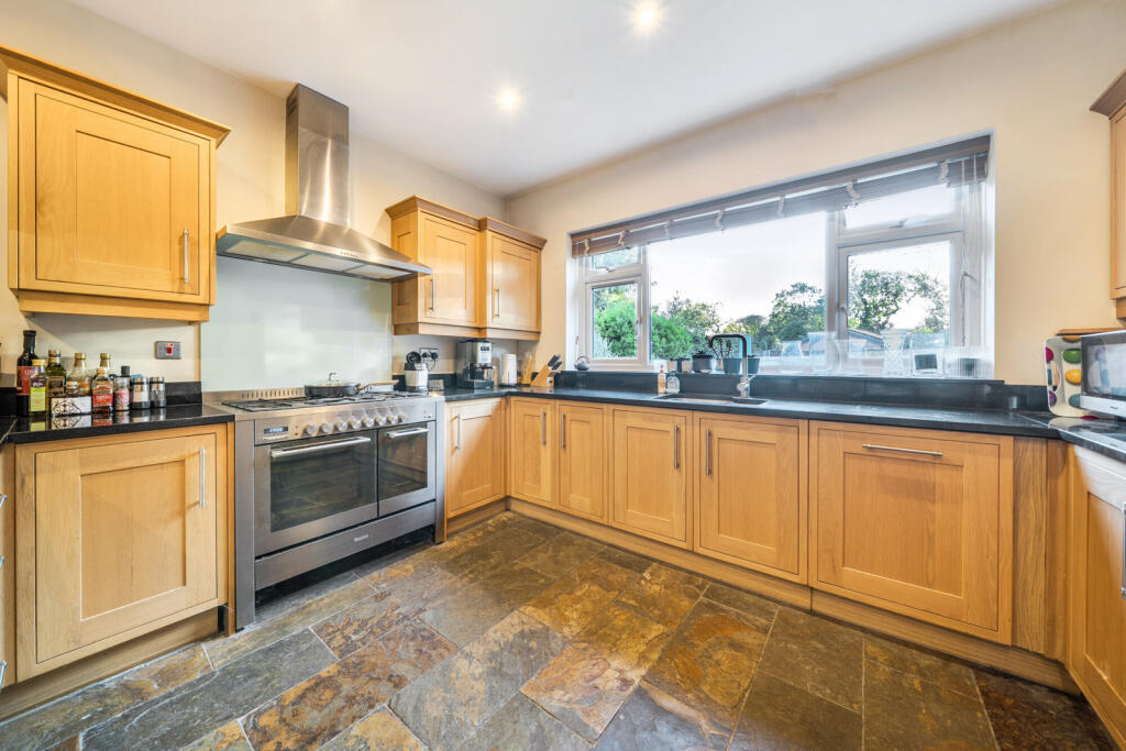House in London - View 3