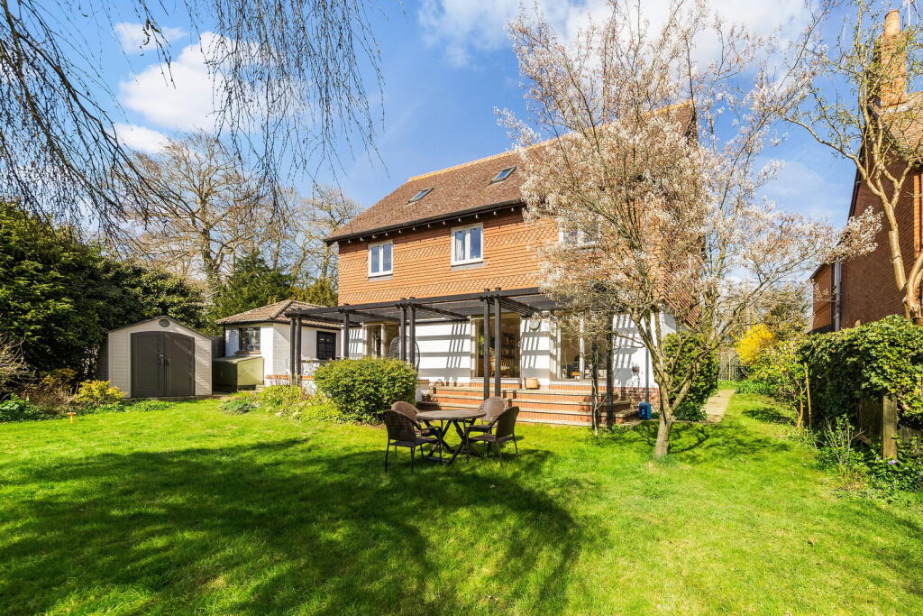 Main image of property: Abingdon Road, Burcot, OX14