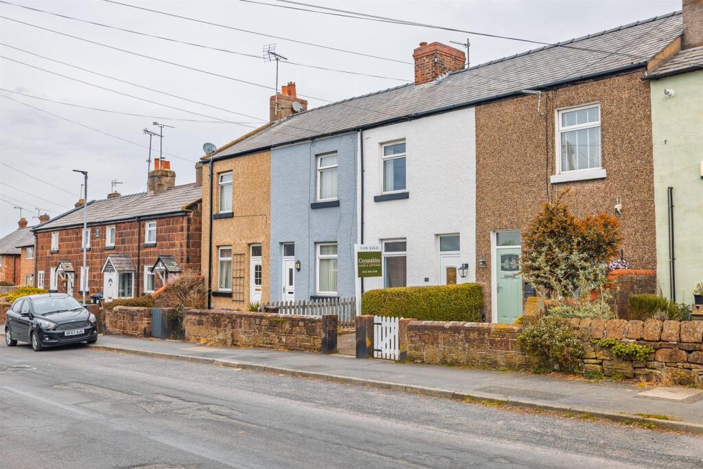 House in Neston, Little Neston