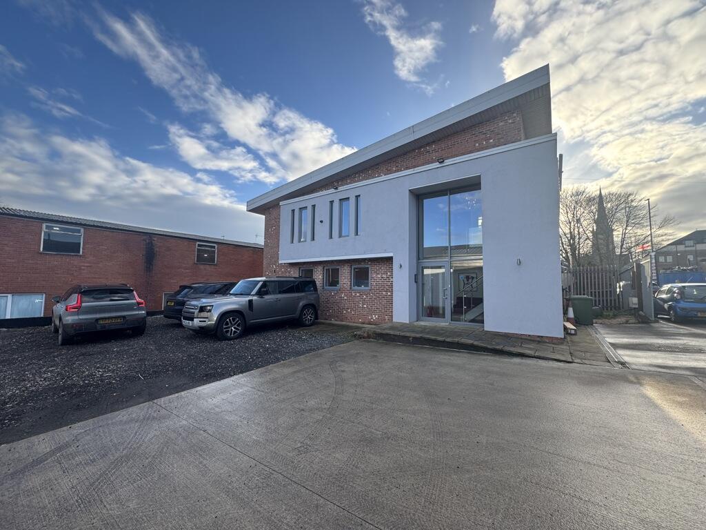 Main image of property: Unit 3, 38 Dewsbury Road, Ossett, WF5 9NQ