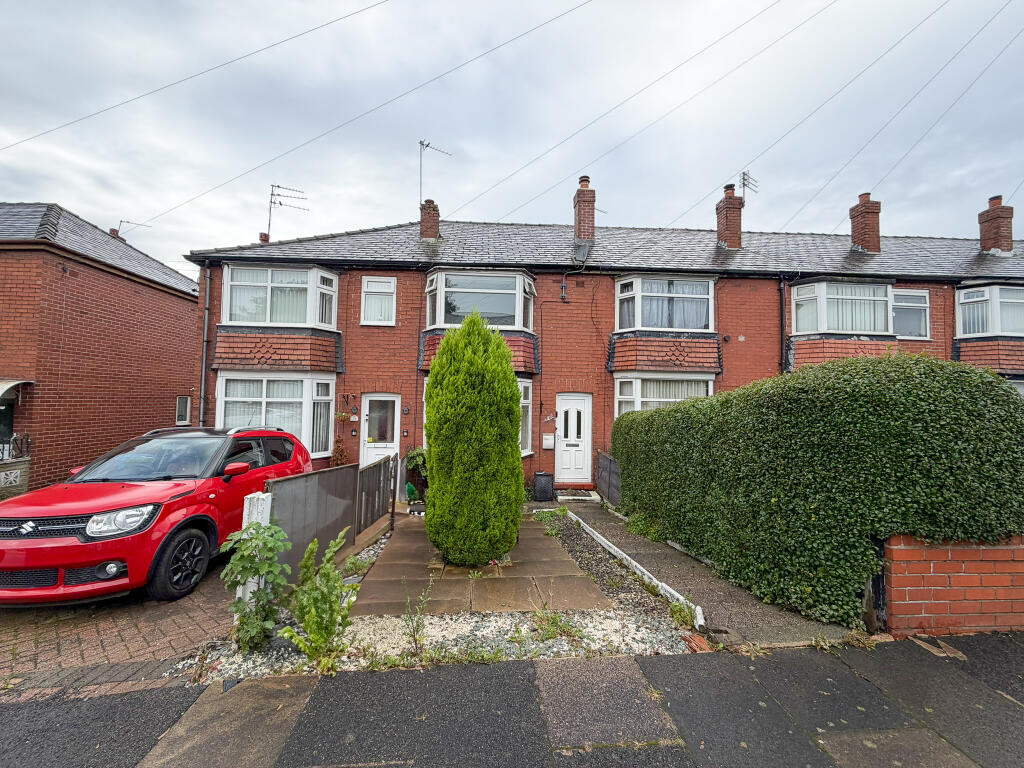 2-bed terraced on Repton Avenue, Hyde, SK14 2LG, Hyde, £170,000