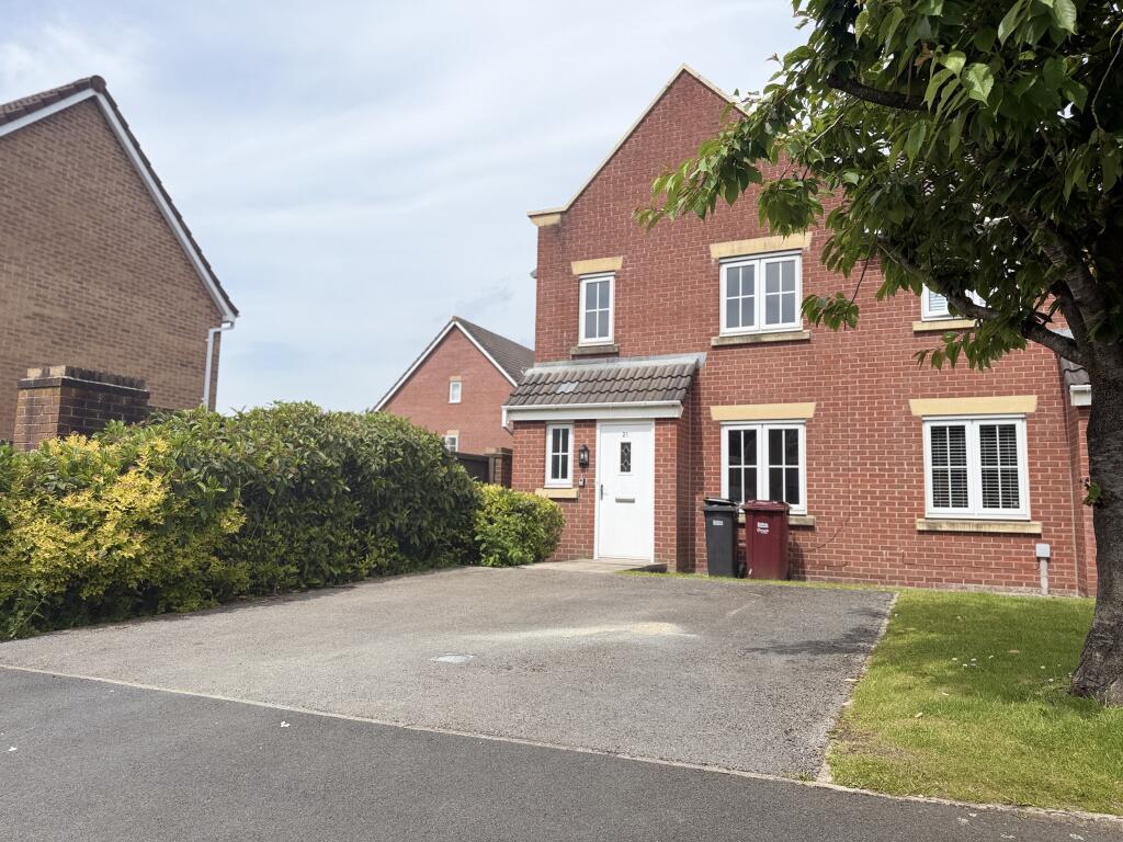 Main image of property: Greystone Close, Westhoughton, Bolton, BL5 3ZL