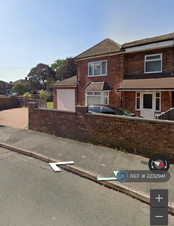 Main image of property: Edinburgh Crescent, Leamington Spa, CV31