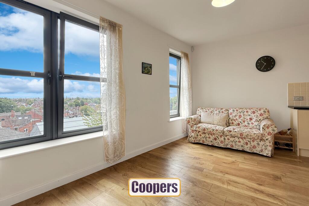 Apartment in Coventry, West Midlands - View 5