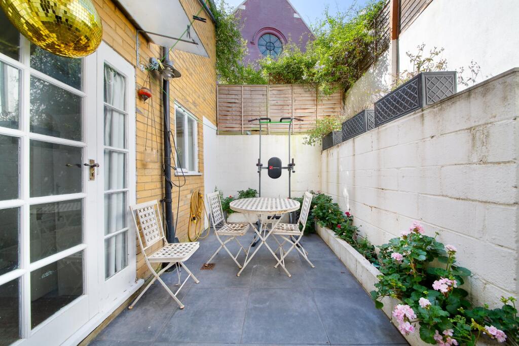 Property photo 8