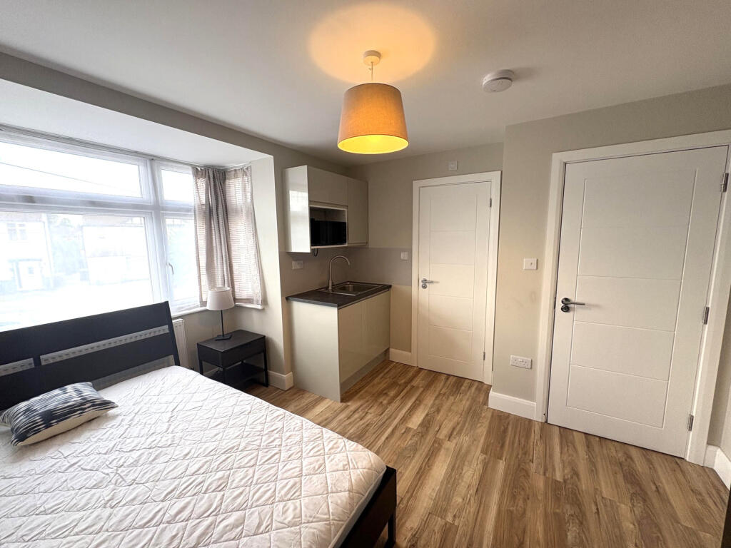 Main image of property: Auckland Road, Potters Bar EN6