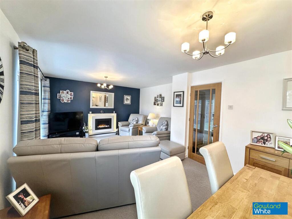 Spital Gate, Yarm TS15 9XB photo 4