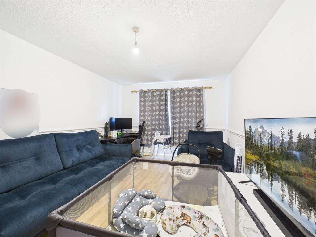Canterbury Gardens, Salford, Greater Manchester, M5 - Ansicht 2