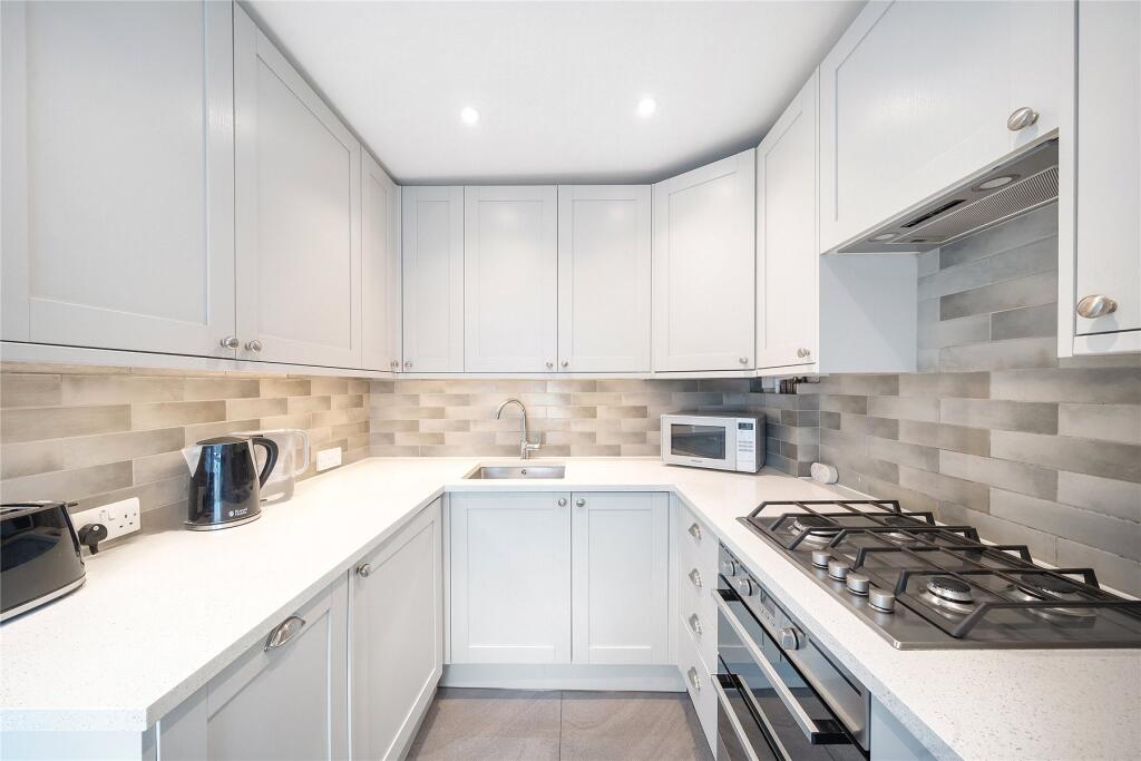 House in London, City of Westminster - View 5