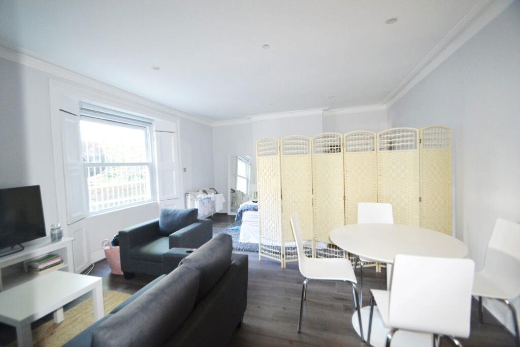 Main image of property: Holloway